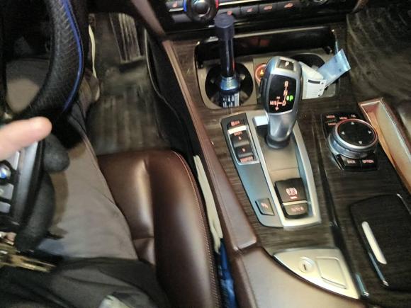 [北京·京N] 二手宝马宝马5系2017款 525Li 豪华设计套装