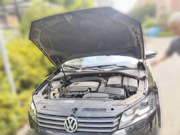 [上海·沪J] 二手大众帕萨特2015款 1.8TSI DSG御尊版