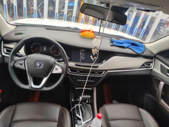 [上海·贵C] 二手长安长安CS35PLUS2018款 1.6L 自动畅联版 国V