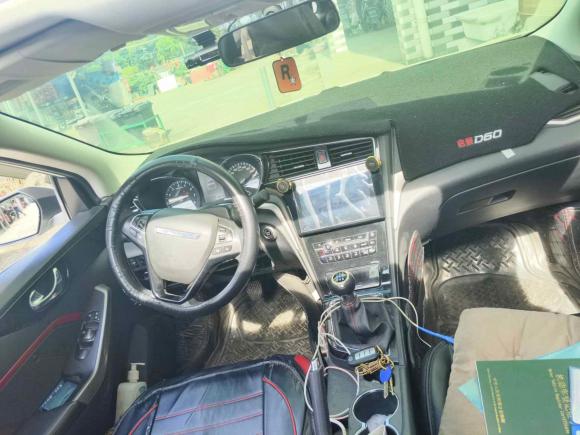 [上海·沪C] 二手启辰启辰D602018款 1.6L 手动智联精英版