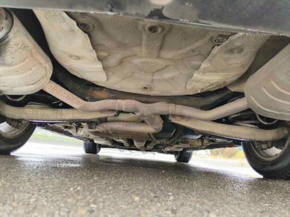 [青岛·鲁B] 二手别克君威2010款 1.6T 精英运动版