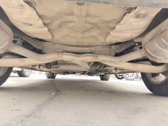 [上海·沪C] 二手别克君威2015款 2.0L 领先时尚型