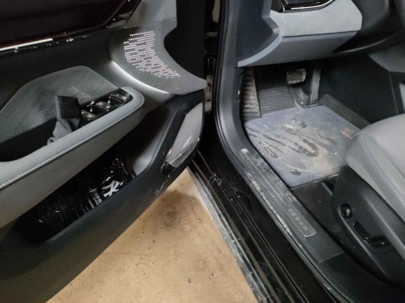 [上海·沪A] 二手极氪极氪0012023款 WE版 86kWh