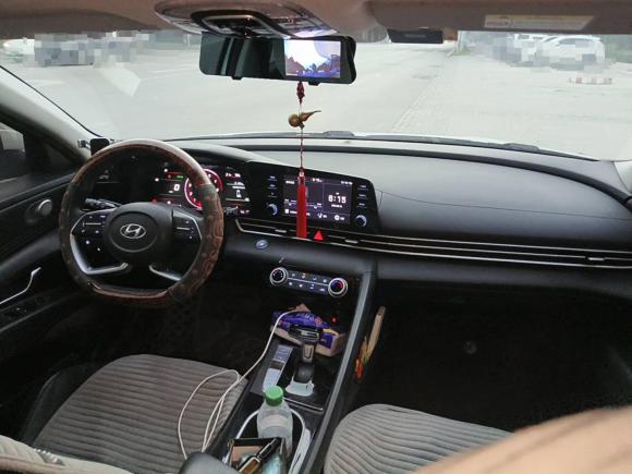 [济南·鲁A] 二手现代伊兰特2022款 1.5L CVT GLX精英版