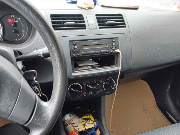 [苏州·苏E] 二手铃木雨燕2012款 1.3L 手动超值版