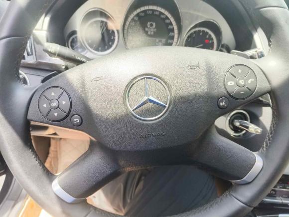 [广州·粤W] 二手奔驰奔驰E级2010款 E 300 L 时尚型