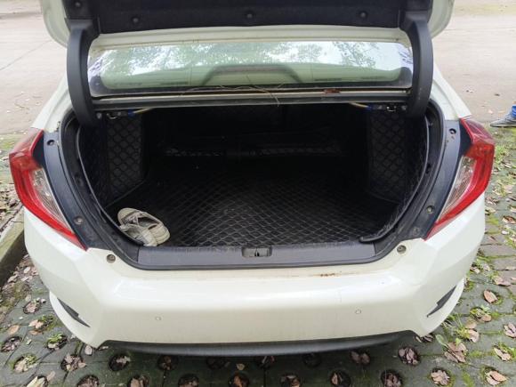 [武汉·鄂A] 二手本田思域2016款 220TURBO CVT豪华版