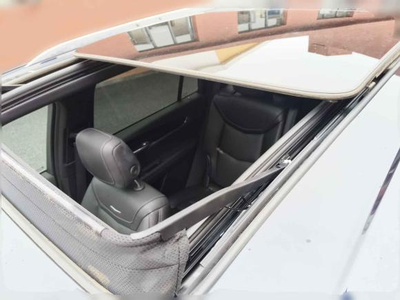 [南昌·赣A] 二手凯迪拉克凯迪拉克XT62021款 28T 六座四驱豪华型