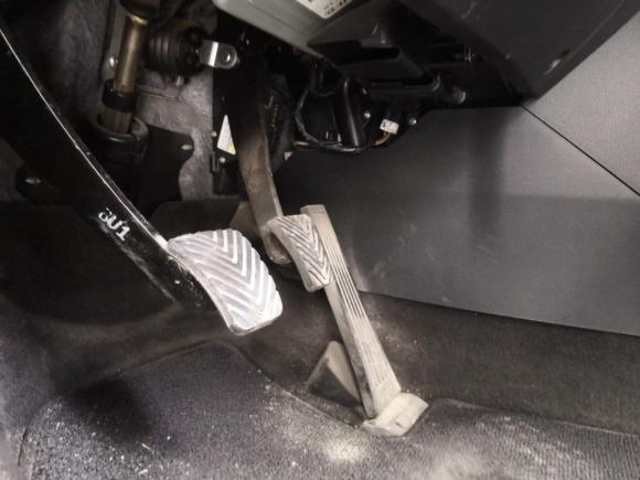 [上海·陕V] 二手起亚智跑2012款 2.0L 手动两驱版GLS