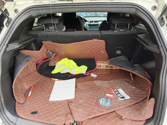 [广州·赣C] 二手陆风陆风X72018款 劲越 1.5T 全景尊享型