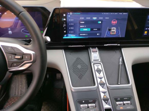 [上海·苏F] 二手哈弗哈弗枭龙MAX2023款 1.5L Hi4 105 四驱智能旗舰版