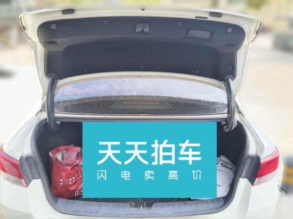 [济南·鲁A] 二手起亚起亚K52016款 2.0L 自动LUX