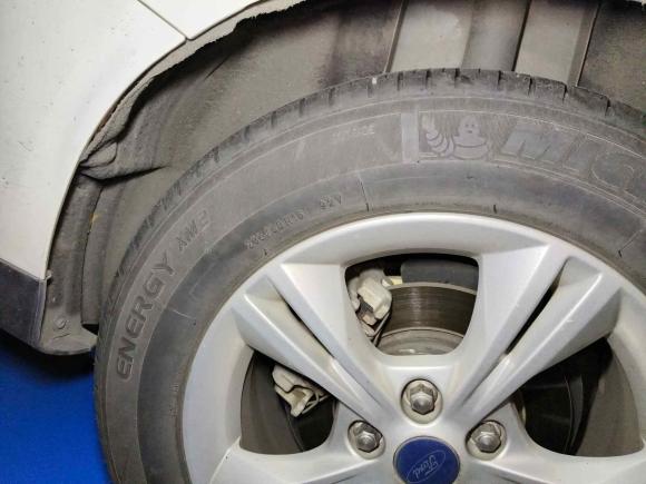 [成都·川A] 二手福特福克斯2012款 三厢 1.6L 自动风尚型