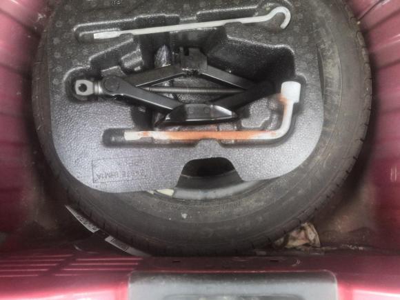 [无锡·苏B] 二手日产玛驰2010款 1.5L 手动易型版