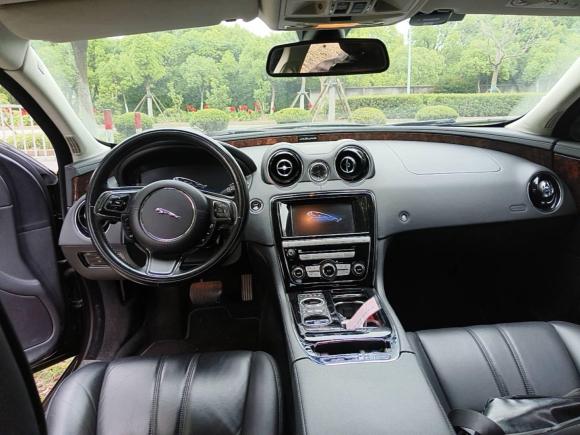 [上海·沪B] 二手捷豹捷豹XJ2014款 XJL 3.0 SC 两驱全景商务版
