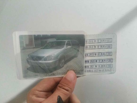 [成都·川A] 二手别克别克GL82012款 2.4L BASE舒适版