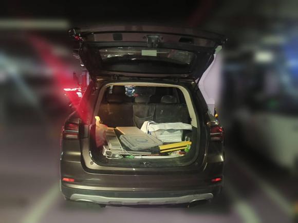 [佛山·粤X] 二手荣威荣威RX52016款 20T 两驱自动旗舰版