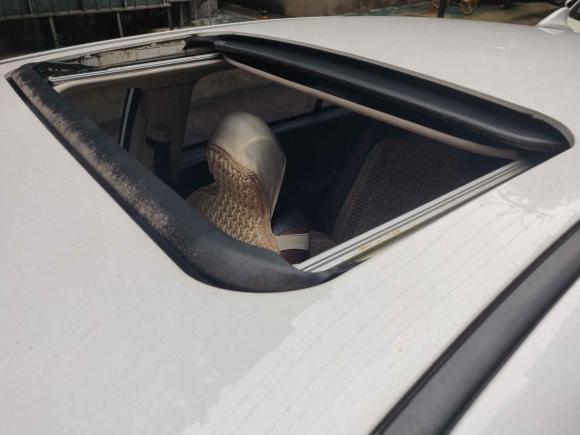 [武汉·鄂A] 二手比亚迪速锐2015款 1.5L 自动豪华型