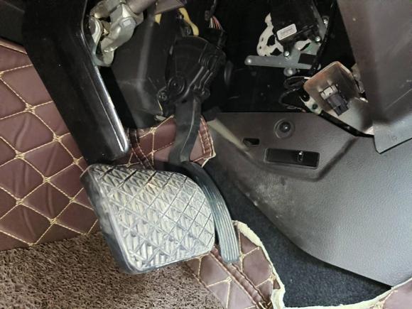 [济南·鲁A] 二手荣威荣威RX82019款 30T 智联网两驱超群旗舰版