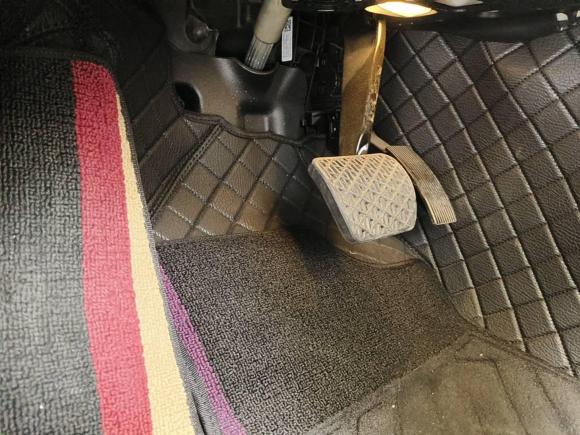 [西安·陕A] 二手奔驰奔驰A级2021款 A 200 L 运动轿车动感型