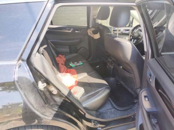 [苏州·苏E] 二手斯巴鲁傲虎2015款 2.5i 运动导航版