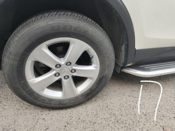 [上海·沪B] 二手丰田RAV4荣放2013款 2.0L CVT四驱新锐版