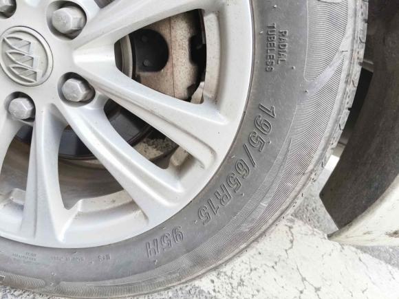 [湖州·浙E] 二手别克英朗2017款 15N 手动进取型