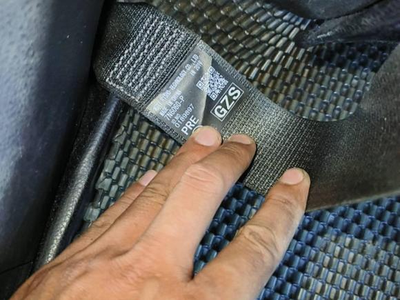 [佛山·粤E] 二手丰田卡罗拉2019款 双擎 1.8L E-CVT GL-i先锋版