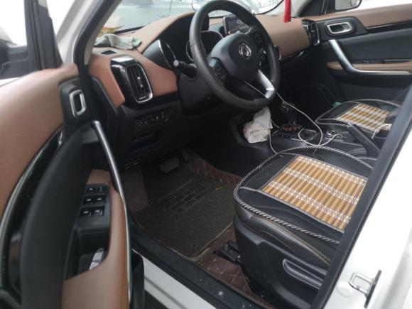 [广州·鄂N] 二手东风风神东风风神AX42018款 1.6L DCT潮尚型天窗版