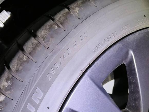 [上海·沪A] 二手特斯拉Model X2023款 双电机全轮驱动版