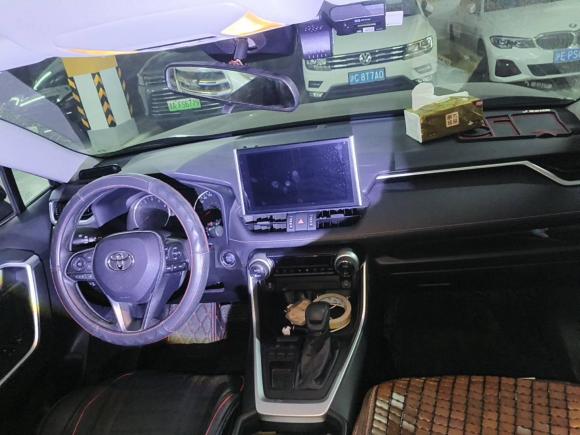 [上海·沪C] 二手丰田威兰达2020款 2.0L CVT两驱豪华版