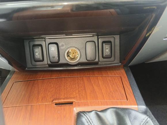 [成都·川A] 二手三菱帕杰罗·劲畅2011款 3.0L 运动导航版