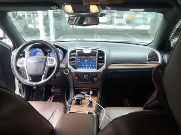 [合肥·皖A] 二手克莱斯勒克莱斯勒300C2014款 3.0L 卓越版