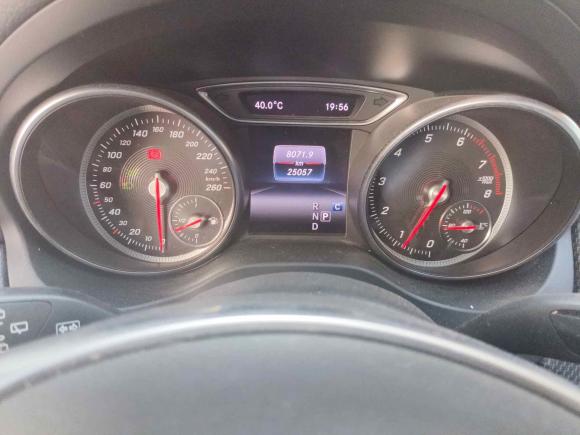 [金华·浙G] 二手奔驰奔驰GLA2019款 GLA 200 时尚型