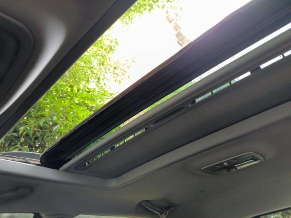 [上海·沪F] 二手起亚狮跑2012款 2.0L 自动两驱版GLS