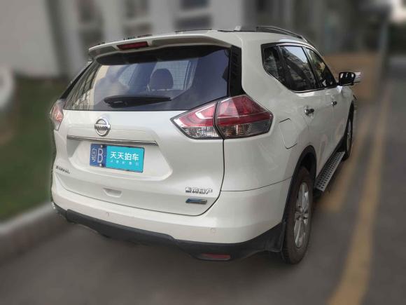 [深圳·粤B] 二手日产奇骏2014款 2.0L CVT舒适版 2WD