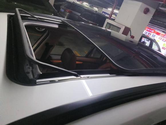 [上海·沪A] 二手宝马宝马2系多功能旅行车2015款 218i 领先型