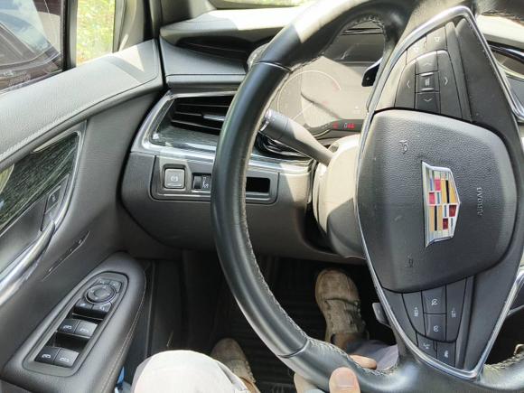 [南昌·赣A] 二手凯迪拉克凯迪拉克XT52020款 28T 四驱豪华型