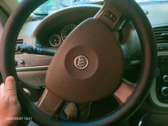 [上海·沪G] 二手别克别克GL82014款 2.4L 经典版