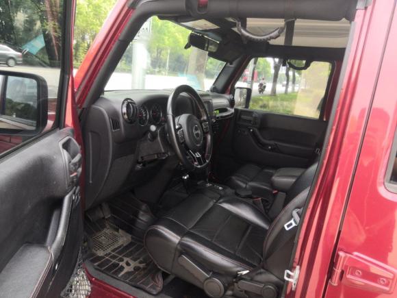 [南京·苏L] 二手Jeep牧马人2012款 3.6L 四门梦十珍藏版