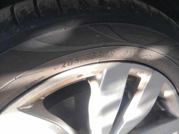 [上海·苏K] 二手荣威荣威3502014款 1.5L 手动迅捷版