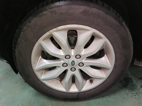 [济南·鲁A] 二手路虎神行者22011款 2.2T SD4 HSE柴油版