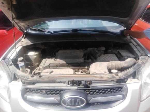 [苏州·贵H] 二手起亚狮跑2011款 2.0L 手动两驱版GLS