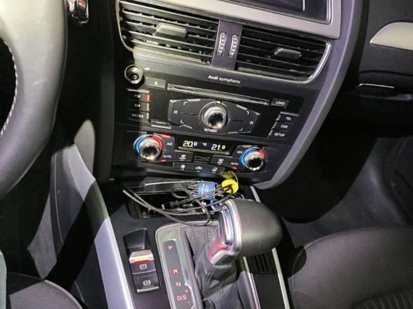 [上海·沪B] 二手奥迪奥迪A4L2015款 45 TFSI quattro个性运动型