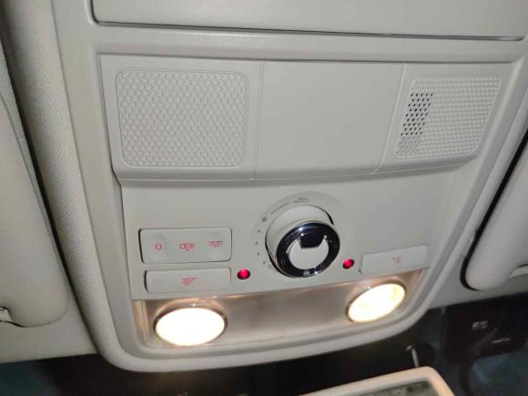 [无锡·苏B] 二手大众帕萨特2014款 1.8TSI DSG御尊版