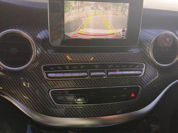 [上海·沪D] 二手奔驰奔驰V级2018款 V 260 L 尊贵加长版 国V