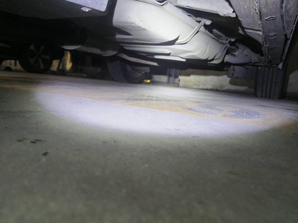 [青岛·鲁U] 二手比亚迪比亚迪M62015款 2.4L 自动豪华型