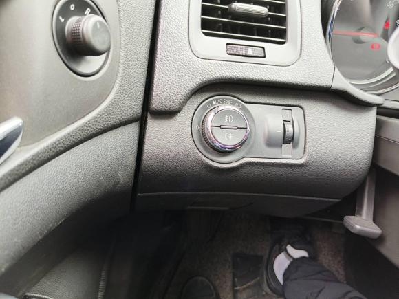 [广州·粤A] 二手别克君威2010款 2.0T 豪华运动版