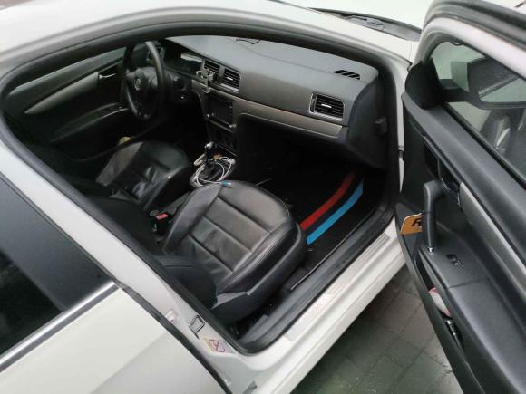 [上海·皖C] 二手大众朗逸2013款 改款 1.4TSI DSG舒适版