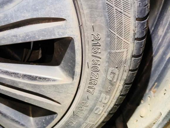 [南昌·赣A] 二手起亚起亚K42014款 1.8L 自动DLX